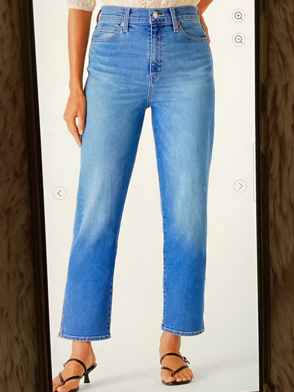 Women’s Levi’s Jeans - Picture 2 of 5